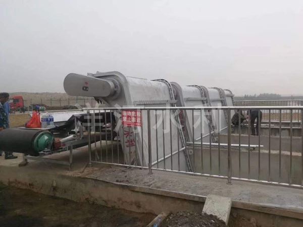 爾濱清污機哈爾濱清污機生產(chǎn)廠家哈爾濱水利機械